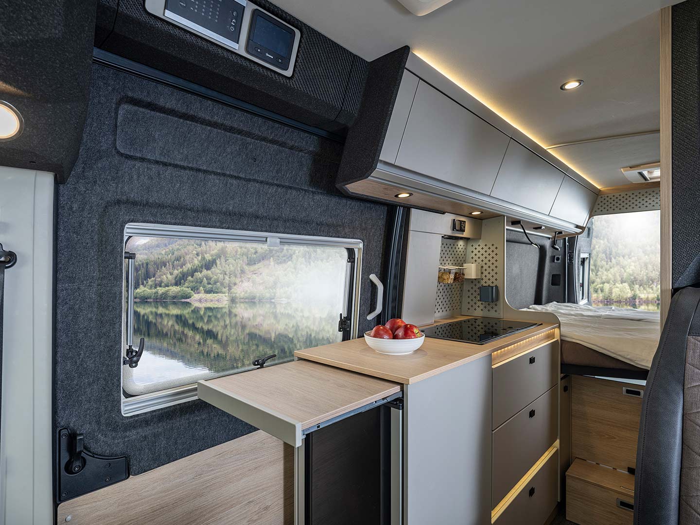 Intérieur camping car Knaus Boxtime moderne